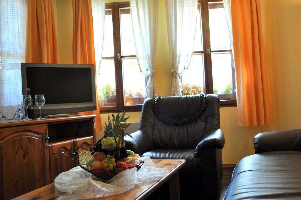 Hotel Izvora - Garden Retreat Arbanasi Bagian luar foto