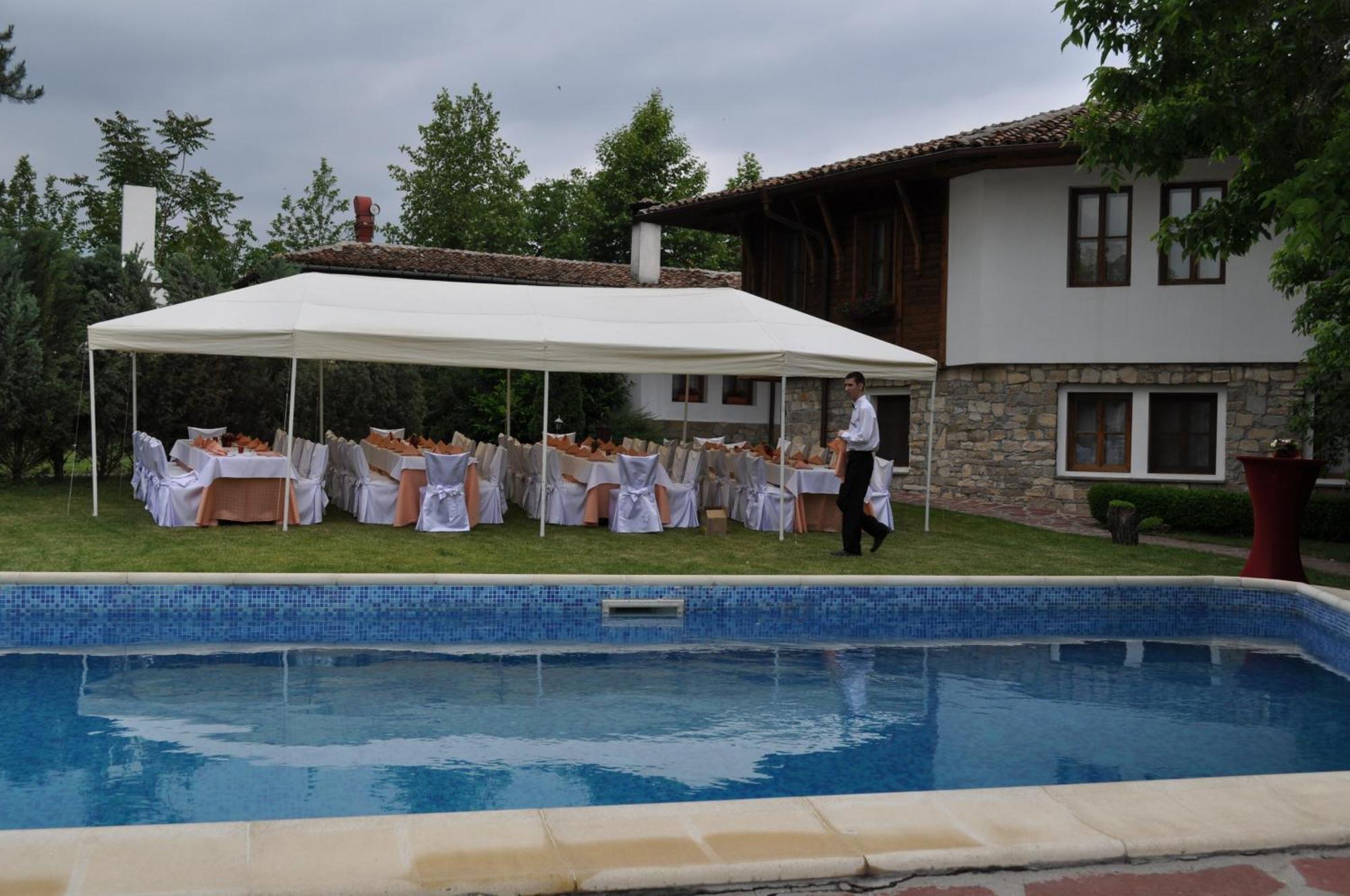 Hotel Izvora - Garden Retreat Arbanasi Bagian luar foto