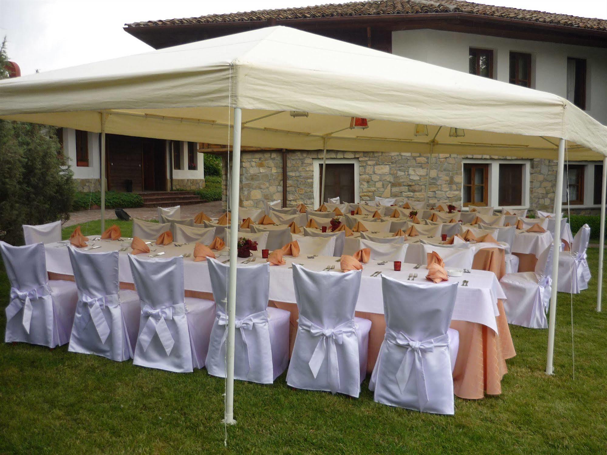 Hotel Izvora - Garden Retreat Arbanasi Bagian luar foto